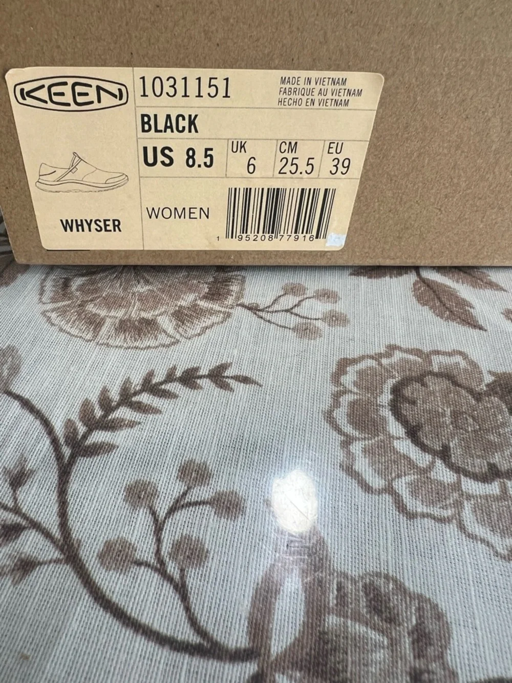 Keen Black Quilted Slip-On Mule - Picture 13 of 13